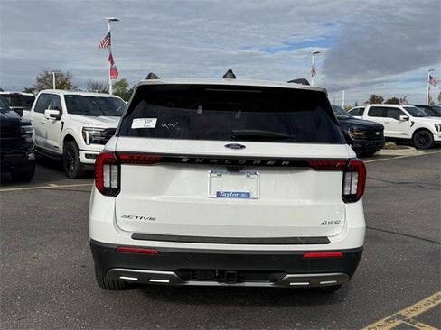 New 2026 Ford Explorer Active w/ Active Comfort Package image 6