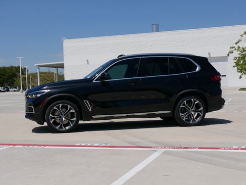 Used 2022 BMW X5 xDrive40i w/ Premium Package AWD/4WD image 6