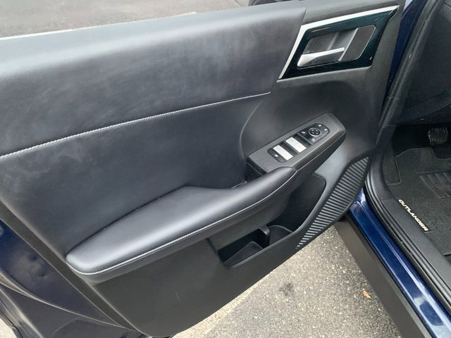 Used 2022 Mitsubishi Outlander SE AWD/4WD image 22