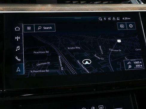 Certified 2022 Audi e-tron Premium image 15