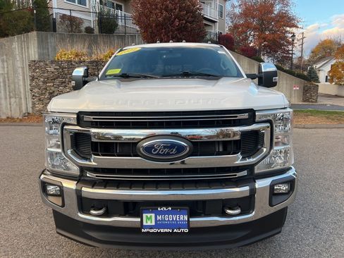 Used 2022 Ford F350 XLT w/ XLT Premium Package image 8