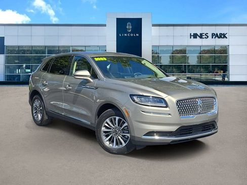 Used 2023 Lincoln Nautilus FWD image 1