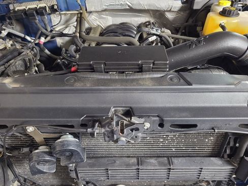 Used 2014 Ford F150 XLT w/ XLT Chrome Package image 22