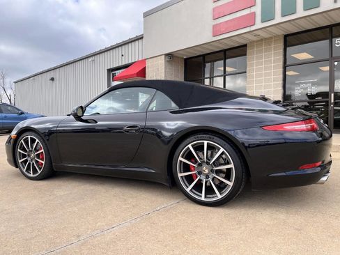 Used 2013 Porsche 911 Carrera S image 9
