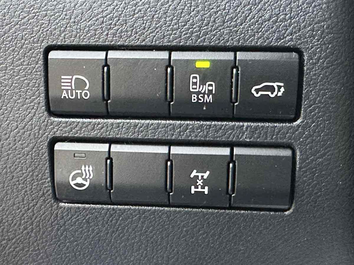 Used 2021 Lexus NX 300 F Sport w/ Accessory Package AWD/4WD image 13