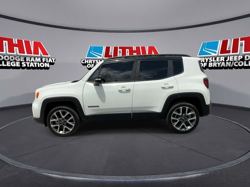 Used 2022 Jeep Renegade Limited w/ Sun, Sound & Wheels Group AWD/4WD image 5