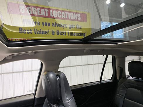 Used 2020 Lincoln Aviator Reserve w/ Equipment Group 202A image 19