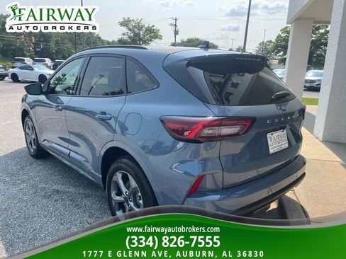 Used 2024 Ford Escape ST-Line w/ Tech Pack #1 image 8