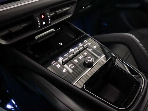 Used 2026 Porsche Cayenne S image 17