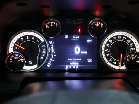 Used 2016 RAM 3500 Laramie w/ Convenience Group image 88