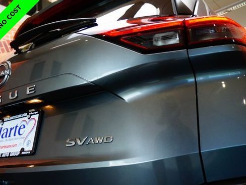 Used 2022 Nissan Rogue SV image 45