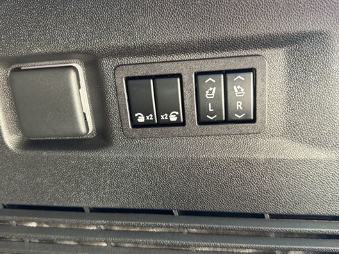 Used 2023 GMC Yukon Denali w/ Max Trailering Package image 27