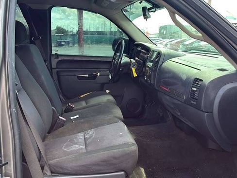Used 2013 Chevrolet Silverado 1500 LT w/ All-Star Edition AWD/4WD image 8