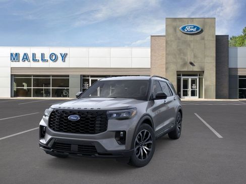 New 2026 Ford Explorer ST-Line image 2