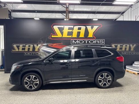 Used 2024 Subaru Ascent Limited AWD/4WD image 2