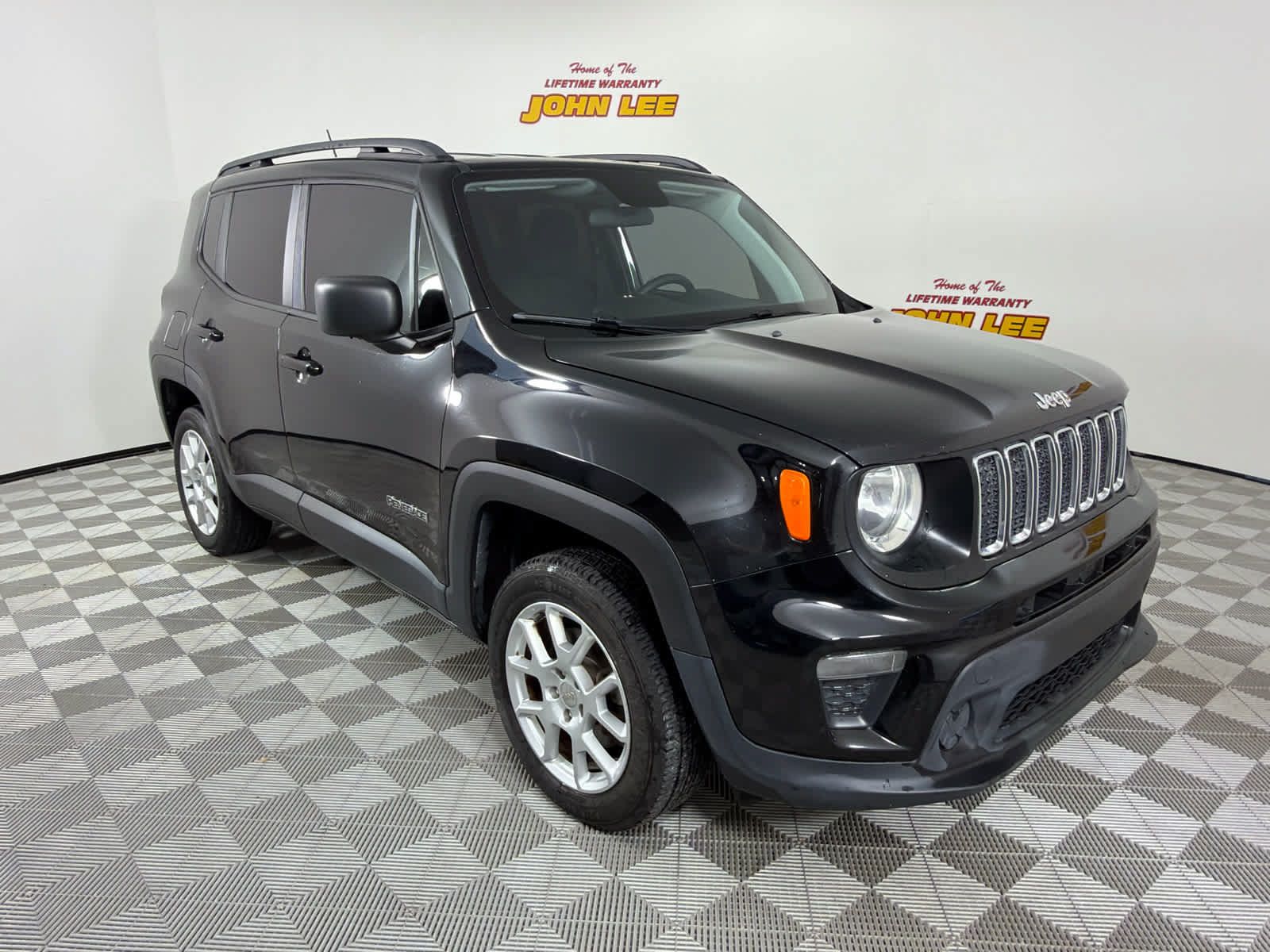 Used 2020 Jeep Renegade Sport w/ Sport Appearance Group AWD/4WD image 8