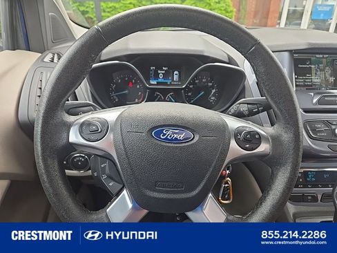 Used 2015 Ford Transit Connect Titanium FWD image 9