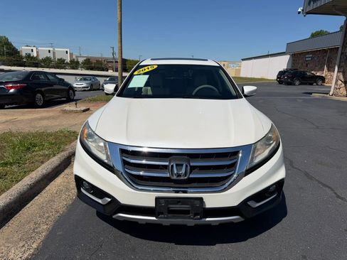 Used 2015 Honda Crosstour EX-L image 2