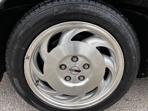 Used 1995 Chevrolet Corvette Coupe image 26