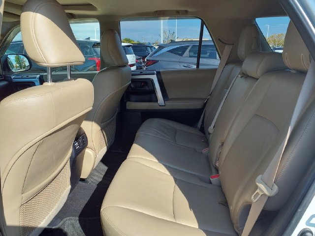 Used 2012 Toyota 4Runner Limited AWD/4WD image 10
