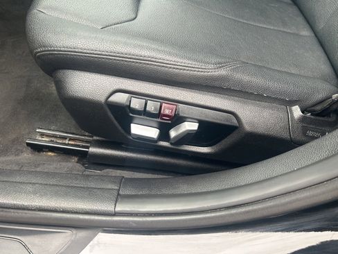 Used 2017 BMW 320i xDrive Sedan image 20