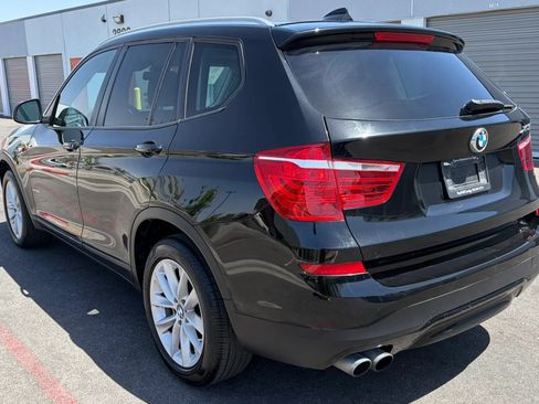 Used 2017 BMW X3 sDrive28i w/ Premium Package RWD image 3