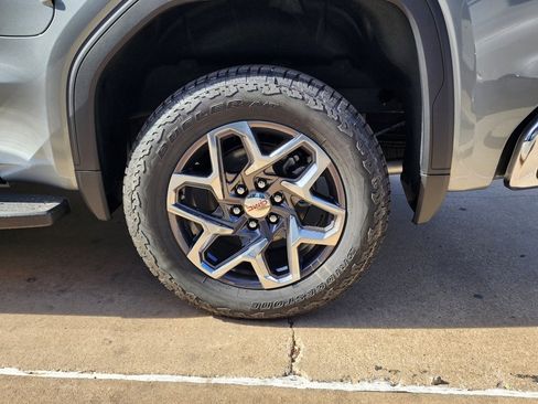 New 2026 GMC Sierra 1500 SLT w/ SLT Premium Plus Package image 53