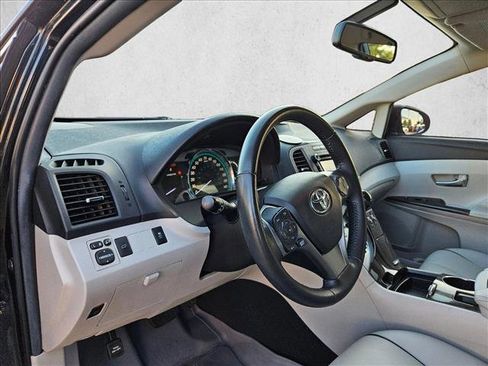 Used 2014 Toyota Venza XLE w/ Tow Prep Package AWD/4WD image 9