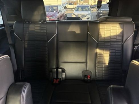 Used 2021 Cadillac Escalade Sport Platinum image 11