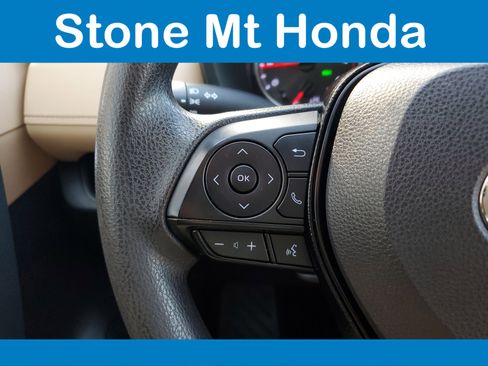 Used 2020 Toyota RAV4 LE image 22