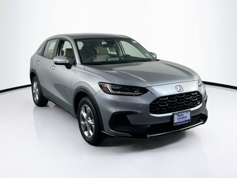 Used 2023 Honda HR-V LX image 3