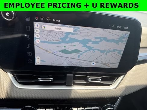 New 2026 Chevrolet Equinox LT w/ Convenience Package II image 3