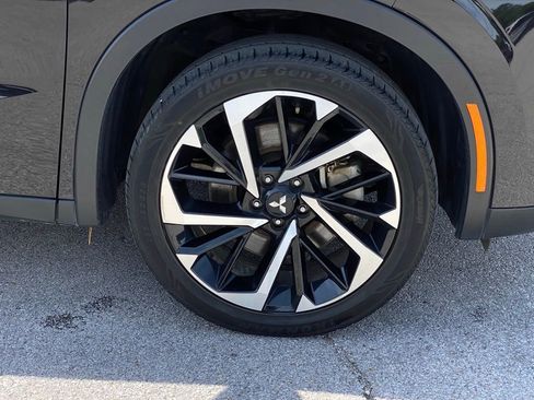 Used 2024 Mitsubishi Outlander SE AWD/4WD image 34