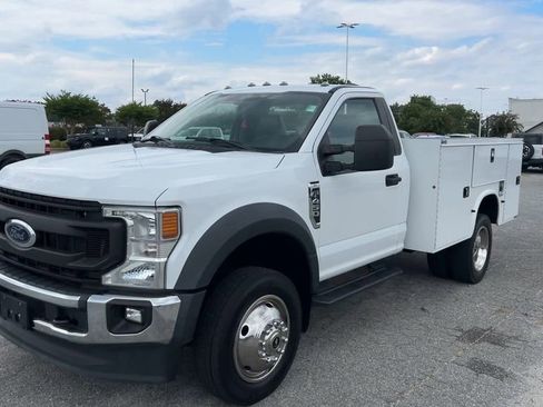 Used 2021 Ford F450 XL w/ Power Equipment Group image 27