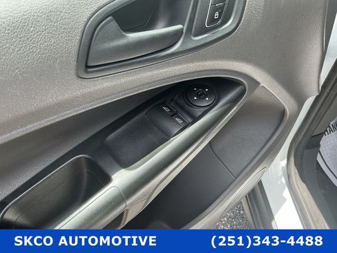 Used 2020 Ford Transit Connect XL FWD image 22