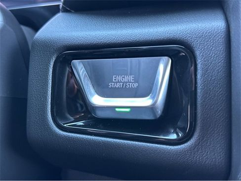 New 2026 GMC Yukon XL Denali w/ Denali Reserve Package image 30