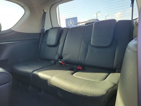 Used 2018 INFINITI QX80 4WD w/ Driver Assistance Package image 13
