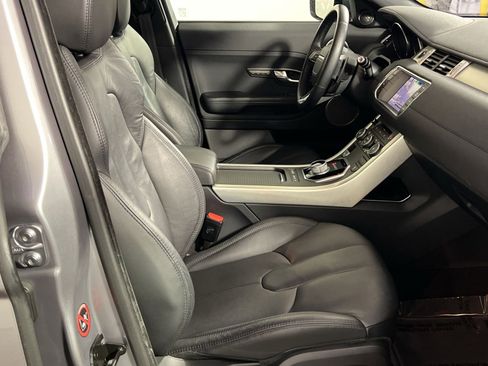 Used 2013 Land Rover Range Rover Evoque Pure Plus image 28