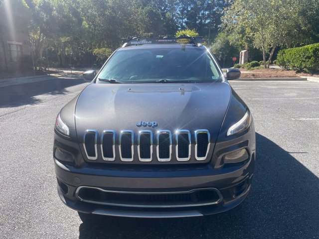 Used 2018 Jeep Cherokee Overland AWD/4WD image 14
