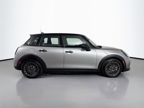 New 2026 MINI Cooper S FWD image 4