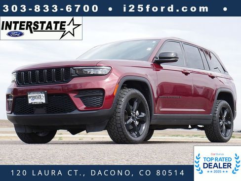 Used 2023 Jeep Grand Cherokee Altitude image 1