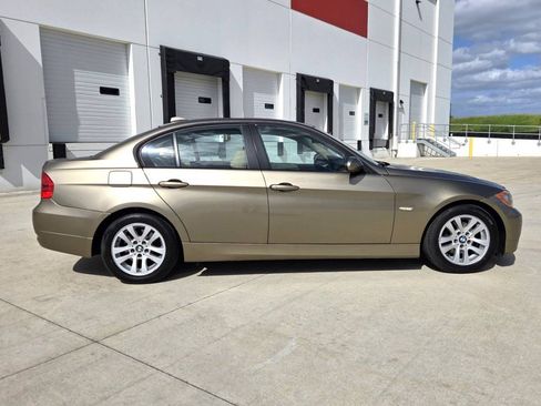 Used 2007 BMW 328xi Sedan AWD/4WD image 4