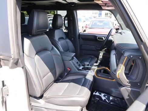 Certified 2024 Ford Bronco Badlands AWD/4WD image 28