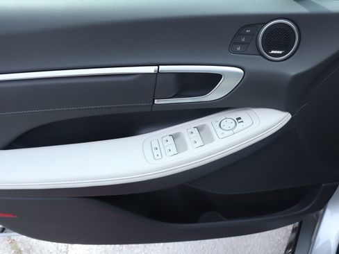 New 2026 Hyundai Sonata Limited FWD image 17