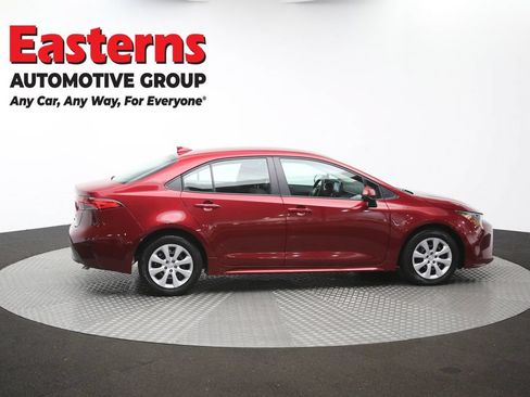 Used 2025 Toyota Corolla LE FWD image 44