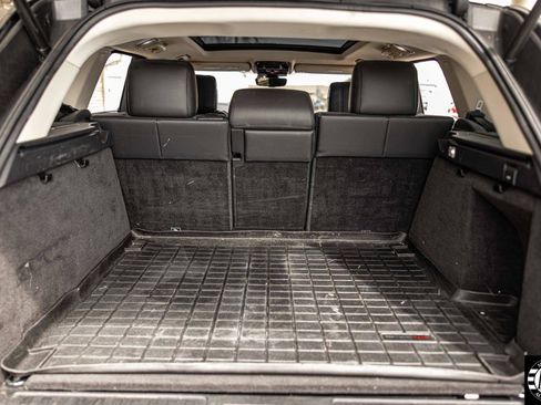 Used 2017 Land Rover Range Rover Sport HSE Dynamic image 9