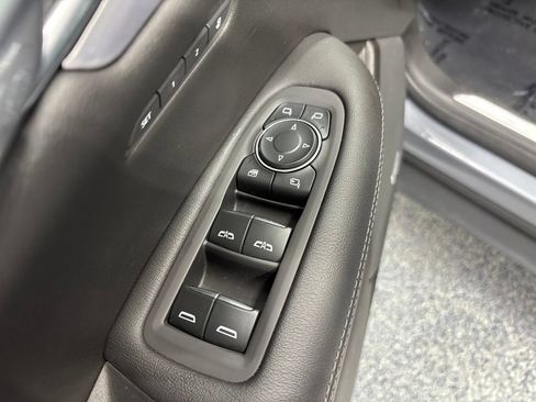 Used 2022 Cadillac XT5 Premium Luxury w/ Technology Package AWD/4WD image 52