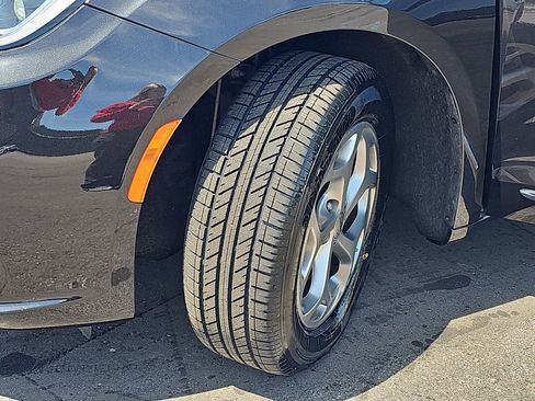 Used 2023 Chrysler Pacifica Limited w/ Uconnect Theater Family Group AWD/4WD image 38