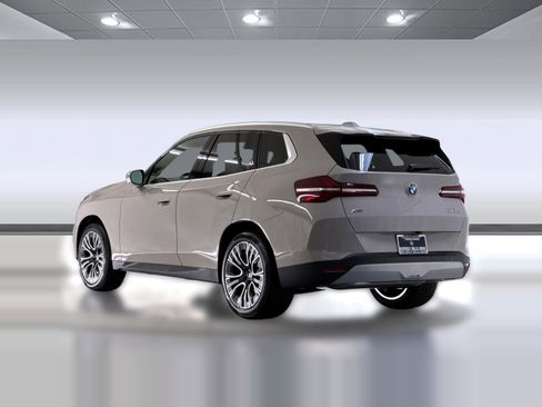 New 2026 BMW X3 xDrive30 w/ Premium Package AWD/4WD image 3