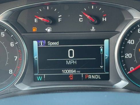Used 2018 Chevrolet Traverse Premier w/ Driver Confidence II Package FWD image 20
